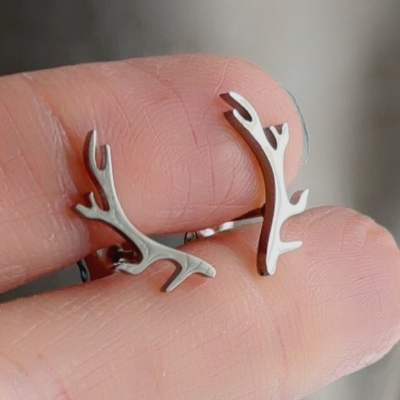 Stainless Steel Antler Ear Stud - Picture 3 of 3